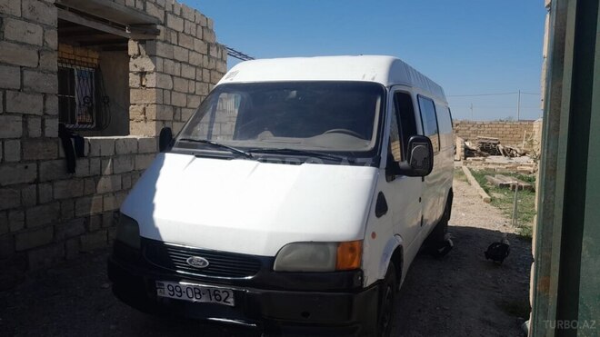 Ford Transit 1999, 421,000 km - 2.4 l - Sumqayıt