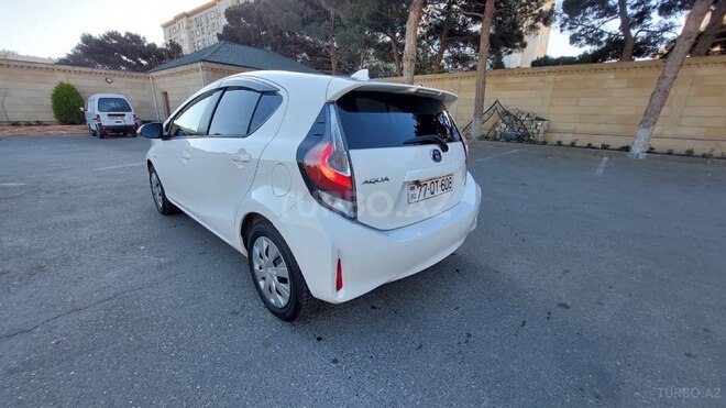 Toyota Aqua 2017, 101,000 km - 1.5 l - Bakı