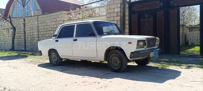 LADA (VAZ) 2107 1983, 95,000 km - 1.6 л - Quba