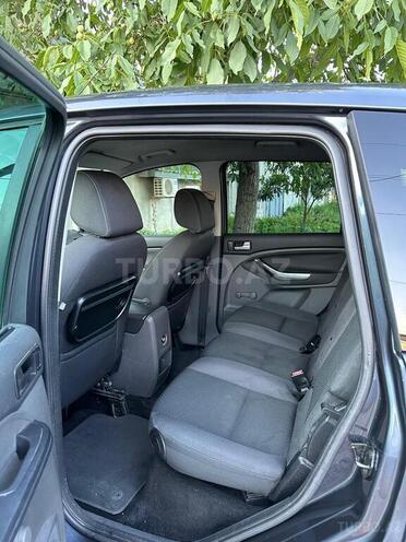 Ford C-MAX 2010, 213,000 km - 1.6 l - Quba