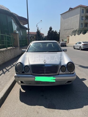 Mercedes E 230 1995, 462,000 km - 2.3 l - Bakı