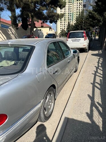 Mercedes E 230 1995, 462,000 km - 2.3 l - Bakı