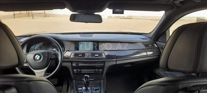 BMW 750 2009, 281,000 km - 4.4 l - Şəmkir