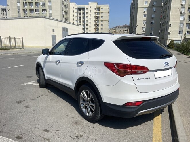 Hyundai Santa Fe-5