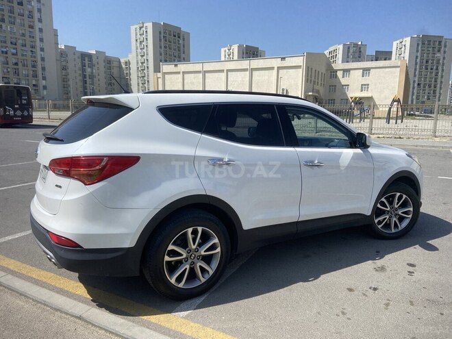Hyundai Santa Fe-6