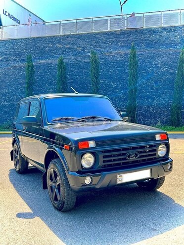 LADA (VAZ) Niva 2023, 25,000 km - 1.7 l - Bakı