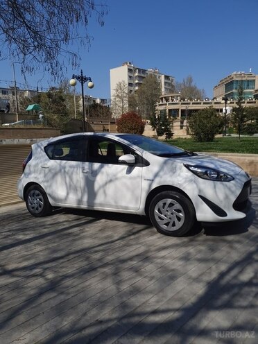 Toyota Aqua 2018, 29,500 km - 1.5 л - Bakı