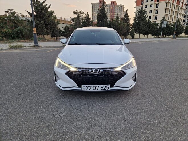 Hyundai Elantra 2018, 190,000 km - 1.6 л - Bakı