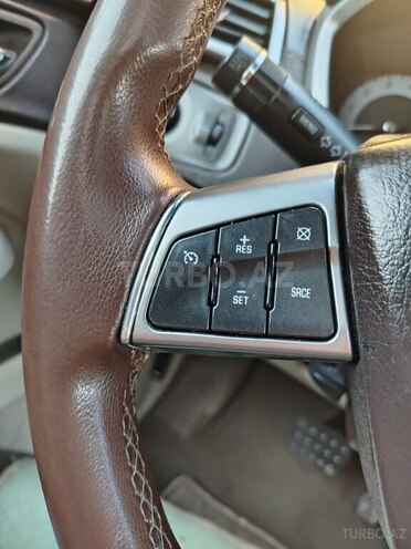 Cadillac SRX-12