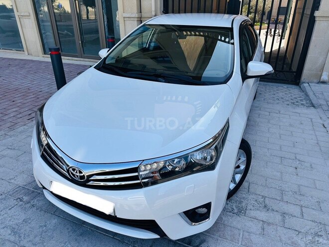 Toyota Corolla 2015, 173,121 km - 1.6 l - Bakı