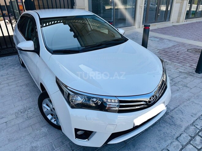 Toyota Corolla 2015, 173,121 km - 1.6 l - Bakı