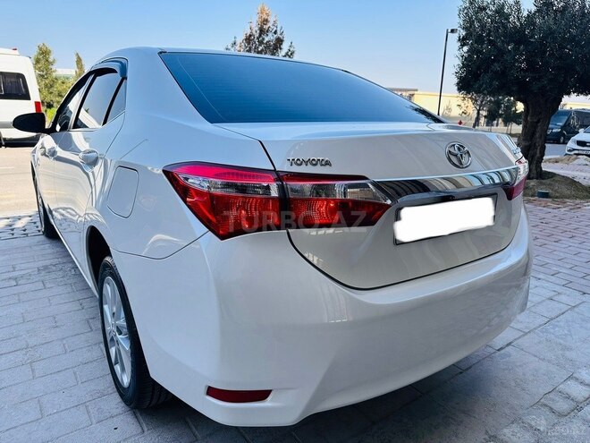 Toyota Corolla 2015, 173,121 km - 1.6 l - Bakı