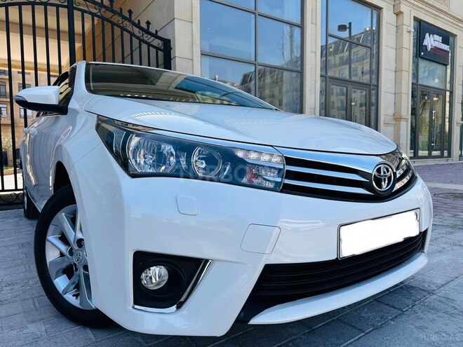Toyota Corolla 2015, 173,121 km - 1.6 l - Bakı