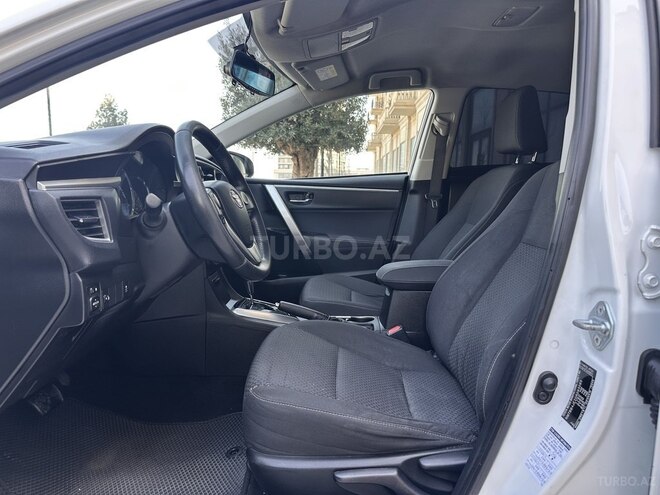 Toyota Corolla 2015, 173,121 km - 1.6 l - Bakı