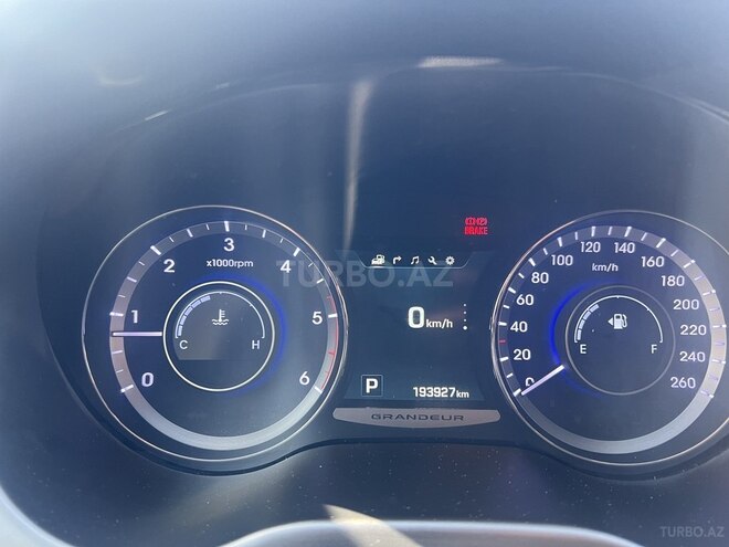 Hyundai Grandeur 2015, 194,000 km - 2.2 л - Bakı