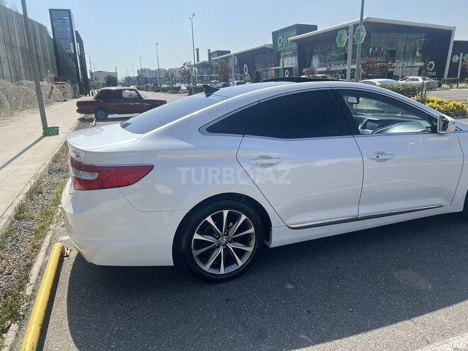 Hyundai Grandeur 2015, 194,000 km - 2.2 л - Bakı