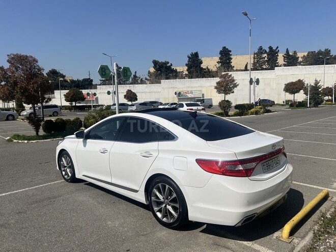 Hyundai Grandeur 2015, 194,000 km - 2.2 л - Bakı