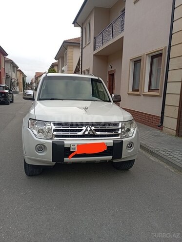 Mitsubishi Pajero 2010, 228,000 km - 3.5 л - Bakı