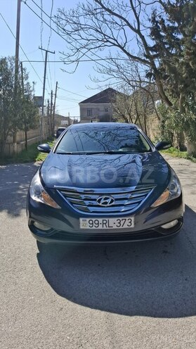 Hyundai Sonata-5