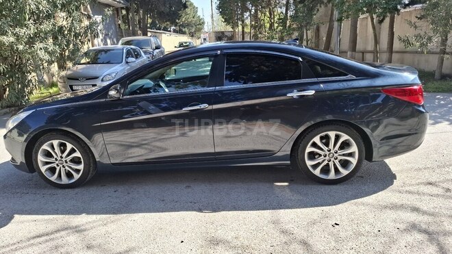 Hyundai Sonata-7