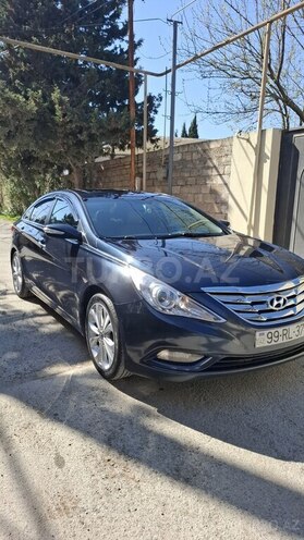 Hyundai Sonata-10
