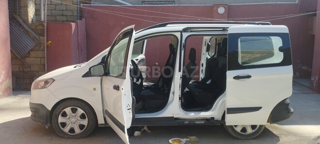 Ford Courier 2015, 205,000 km - 1.5 l - Bakı