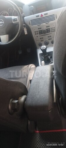 Opel Astra 2009, 273,000 km - 1.3 l - Gəncə