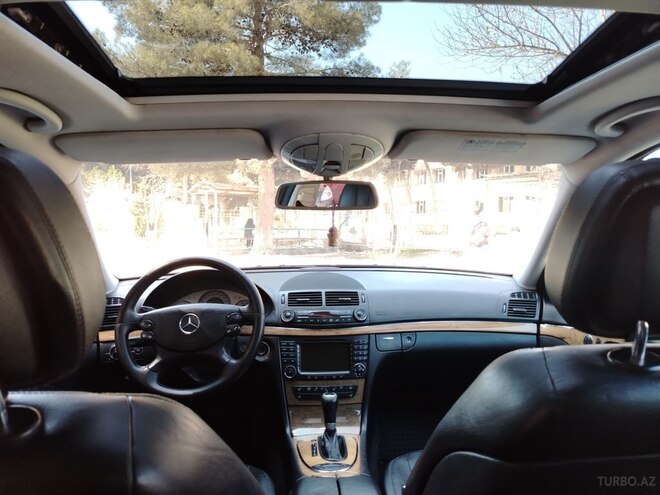 Mercedes E 350 2007, 285,000 km - 3.5 l - Bakı