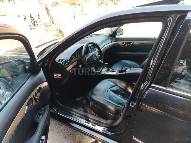 Mercedes E 350 2007, 285,000 km - 3.5 l - Bakı