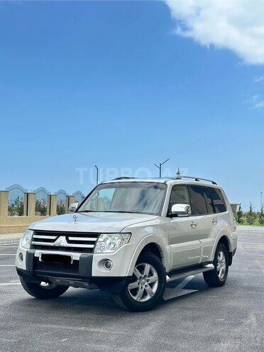 Mitsubishi Pajero 2007, 220,000 km - 3.0 л - Sumqayıt