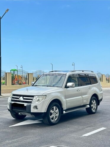 Mitsubishi Pajero 2007, 220,000 km - 3.0 л - Sumqayıt