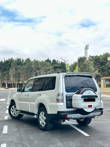 Mitsubishi Pajero 2007, 220,000 km - 3.0 л - Sumqayıt