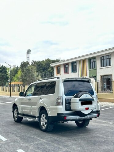 Mitsubishi Pajero 2007, 220,000 km - 3.0 л - Sumqayıt