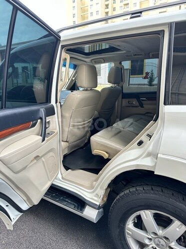 Mitsubishi Pajero 2007, 220,000 km - 3.0 л - Sumqayıt