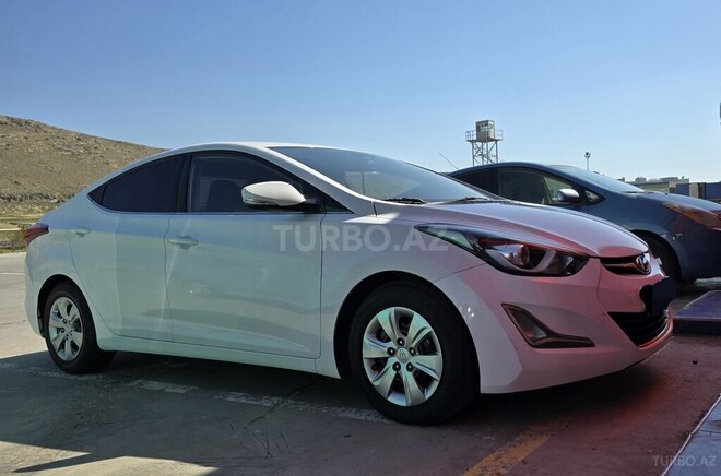 Hyundai Avante 2015, 190,000 km - 1.6 l - Bakı