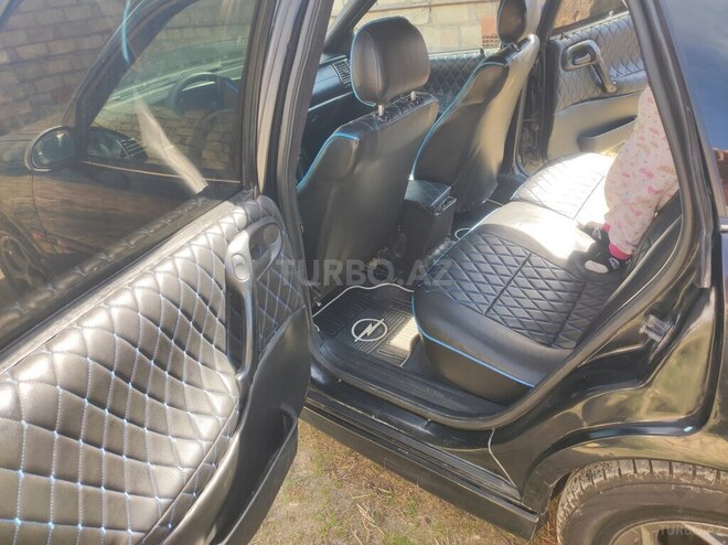 Opel Vectra 1997, 410,000 km - 1.8 l - Gəncə