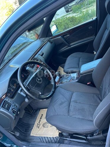 Mercedes E 230 1997, 405,685 km - 2.3 l - Sumqayıt