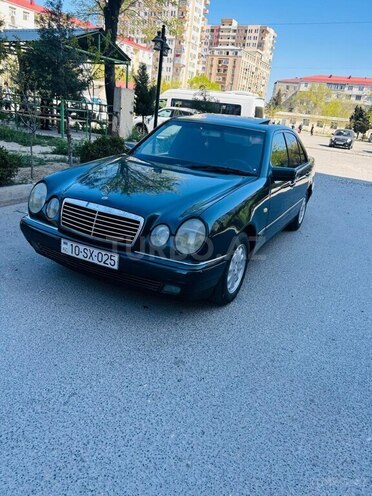 Mercedes E 230 1997, 405,685 km - 2.3 l - Sumqayıt