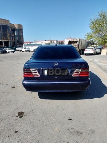 Mercedes E 220 d 2000, 250,000 km - 2.2 l - Sumqayıt