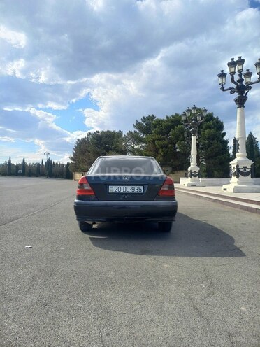 Mercedes C 180 1994, 215,000 km - 1.8 л - Gəncə