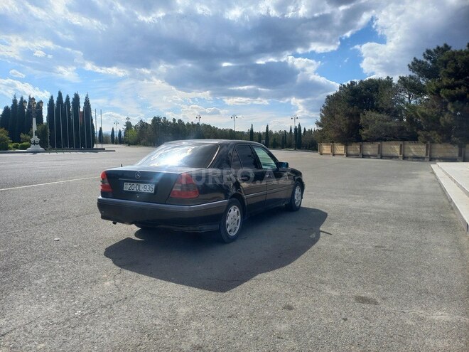 Mercedes C 180 1994, 215,000 km - 1.8 л - Gəncə