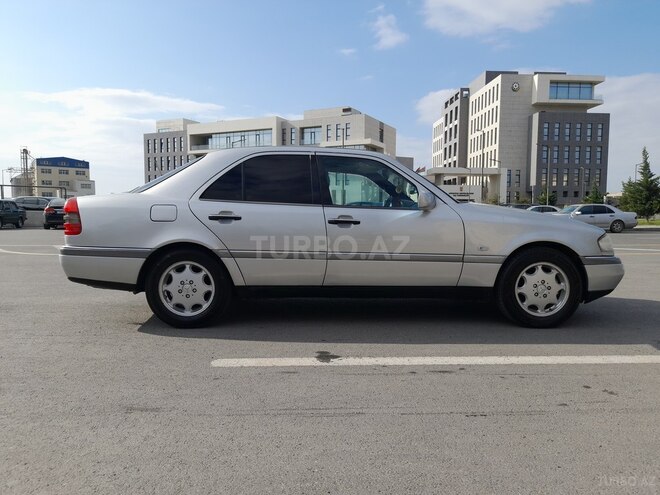 Mercedes C 220 1995, 520,000 km - 2.2 l - Bakı