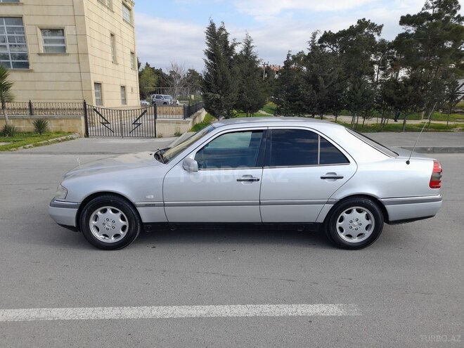 Mercedes C 220 1995, 520,000 km - 2.2 l - Bakı
