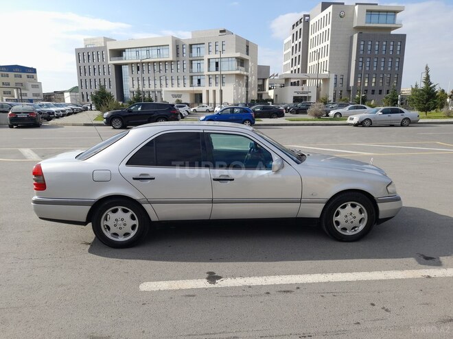 Mercedes C 220 1995, 520,000 km - 2.2 l - Bakı