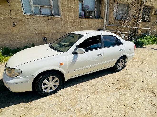 Nissan Sunny-3