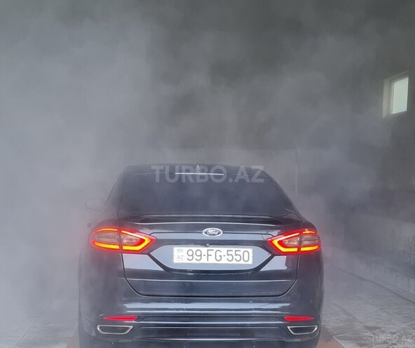 Ford Fusion (North America) 2013, 295,000 km - 2.0 l - Masallı