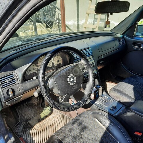 Mercedes C 230 1997, 498,000 km - 2.3 l - Bakı