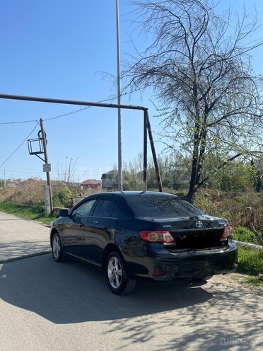 Toyota Corolla 2012, 219,779 km - 1.8 л - Bakı