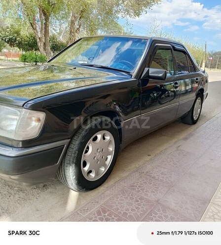 Mercedes E 220 1994, 200,000 km - 2.2 l - Şəmkir