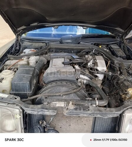Mercedes E 220 1994, 200,000 km - 2.2 l - Şəmkir